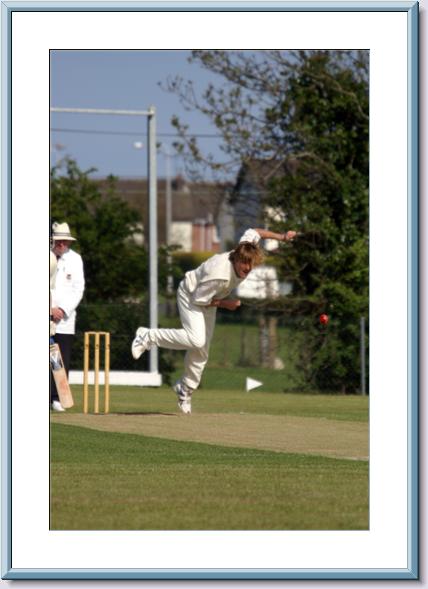 Eagy in bowling action